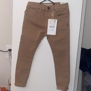 New toddler skinny beige jeans size 3/4 years old